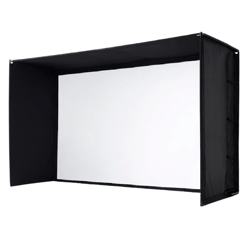 Indoor-Golf-Schlagkäfig 24/7 PAR 5, schräge Vorderansicht mit weißem Hintergrund