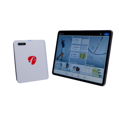 Flightscope Mevo Gen 2 Launch Monitor mit iPad, auf dem das Pro Package angezeigt wird.