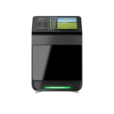 Garmin Approach R50 Launch Monitor, Vorderansicht mit weißem Hintergrund, Ballflug, der auf dem Bildschirm zu sehen ist.