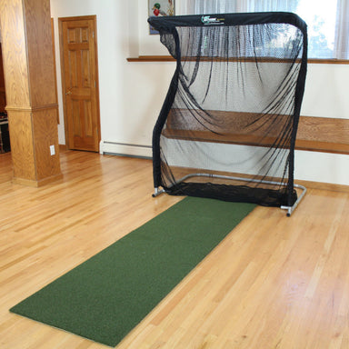Golfnetz Net Return Mini Pro Series V2 im Wohnzimmer inklusive Schlagmatte