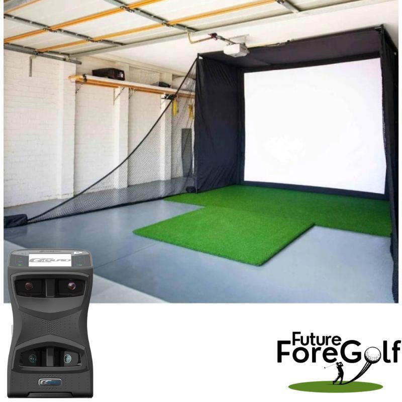 Golfsimulator ForesightSports GC Quad Vorderansicht, Netz aufgestellt