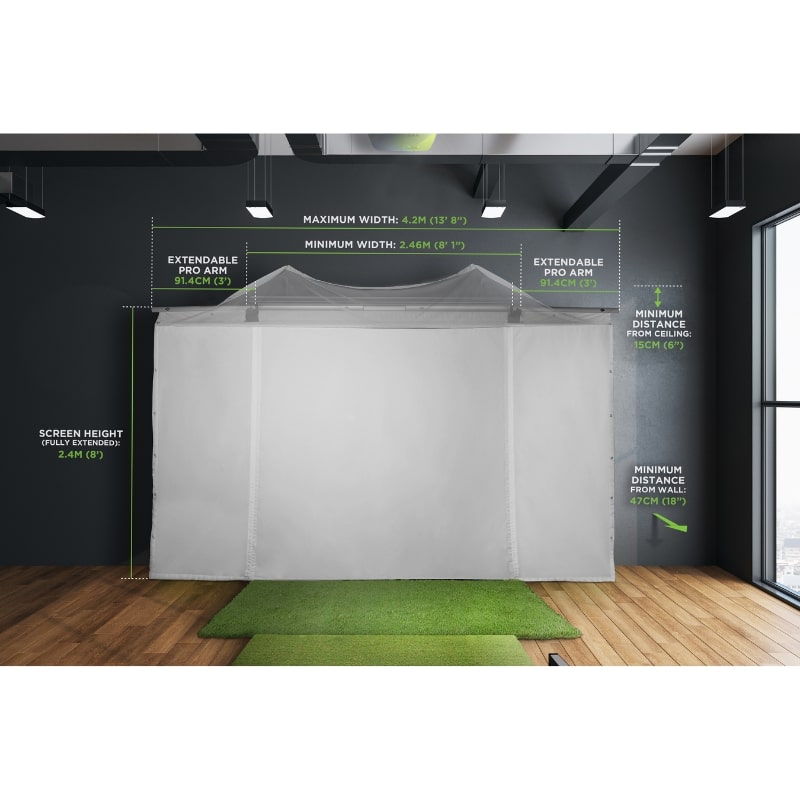 HomeCourse Pro Screen 180 Golfkaefig,  Innenaufnahme mit Turfmatte und auf dem Bild dargestellten Abmessungen