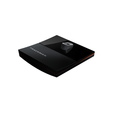 Seitenansicht des Launch Monitors, montiert im Indoor-Golfsimulator zur präzisen Erfassung von Ball- und Schlägerdaten.